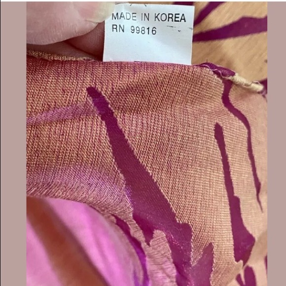 VINTAGE 1980s KOREAN SILKY ORGANZA LONG SCARF WRAP MAGENTA PURPLE GOLD ABSTRACT - Picture 6 of 6
